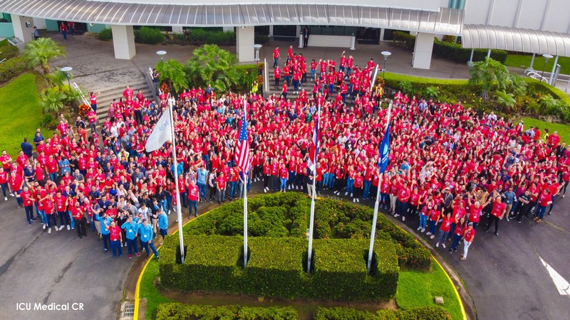 An aerial photo of hundreds of employees outside a business in Costa Rica.