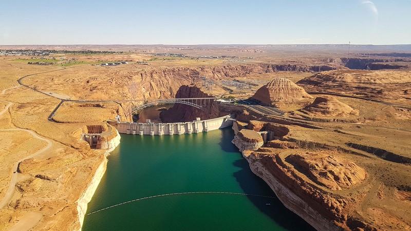 The Glen Canyon Dam