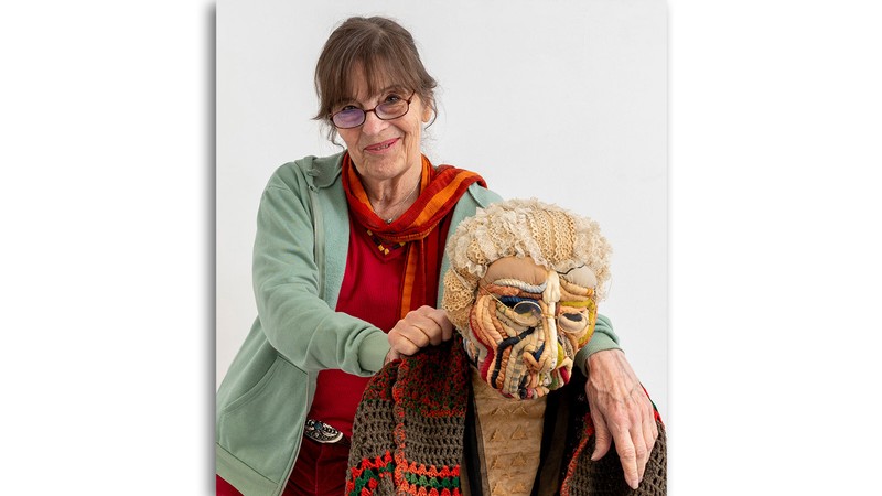 Jann Haworth with a sculpture.
