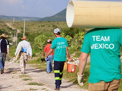 USU's Engineers Without Borders working in Mexico