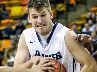 USU men's basketball action with Quinn Taylor