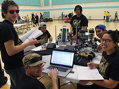 students from USU Eastern-Blanding at a robotics competition