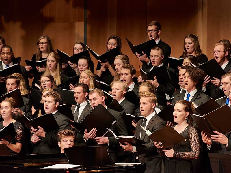 USU Choir at rehearsal