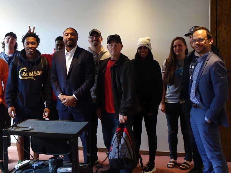 DionJay Brookter (Communication Studies, 2006) with a USU criminal justice class