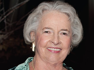 Manon Caine Russell