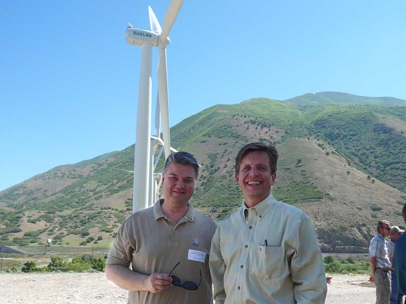 Huntsman School marketing professor Edwin Stafford with Tracy Livingston, NuLife Energy CEO