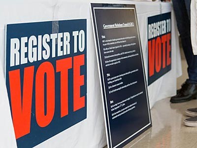 voter registration signs at the fall 2015 USU campus registration