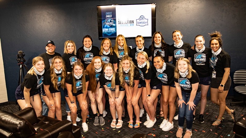 USU Eastern Volleyball team.