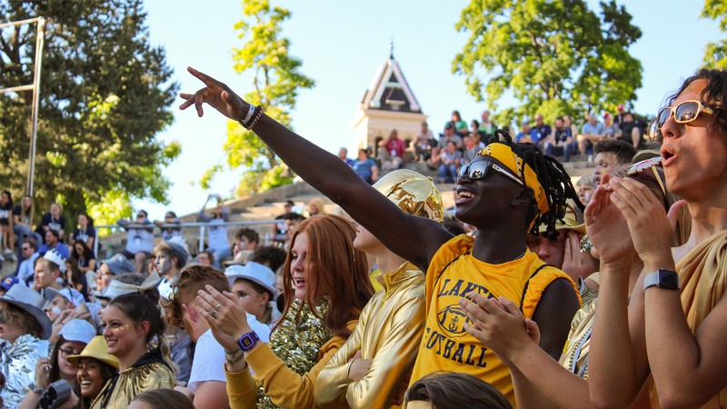 Students gather together during USULC events on Logan campus.