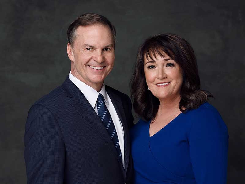 2019 Spirit of Old Main Award recipients, Scott and Michele Watterson.