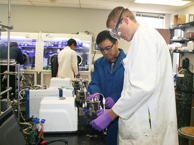 USU researchers Tianbiao Liu and Cameron DeBruler