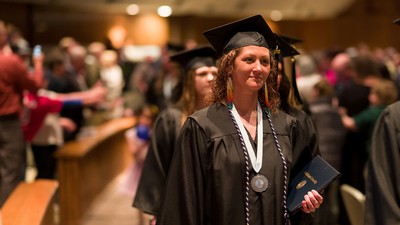 USU graduate makes her way to the stage