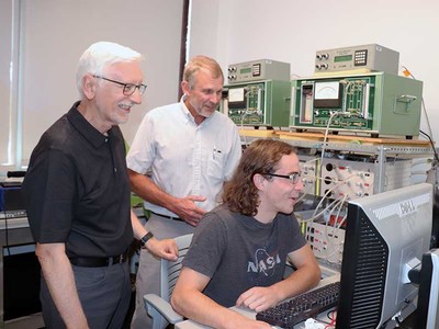 USU researchers in botany lab