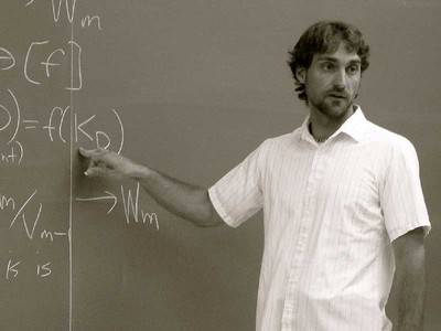 USU professor Nathan Geer