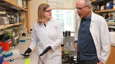 USU scientists in lab