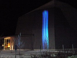 air quality art piece 'Particle Falls'