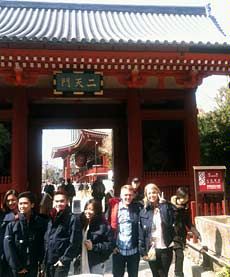 USU ag students and other sightseeing in Japan during study visit