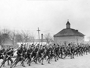 soldiers drilling on the Utah State campus during the First World War period