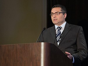 USU professor Zeljko Pantic at conference
