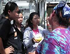 Students from USU Global Academy learn to catch garden pests
