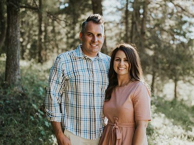 2019 New Generation of Old Main Award recipients, Justin and Jocelyn Hamilton.