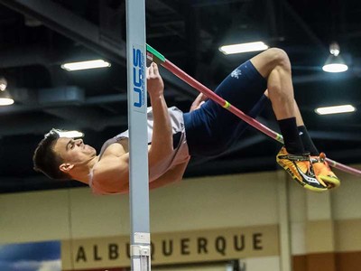 Sophomore Hunter Simonsen