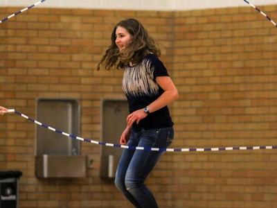 woman jump roping