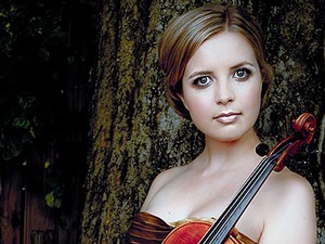 musician Kathryn Eberle is a guest artist at USU