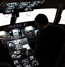 USU flight instructor in the new simulator