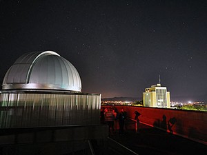 A view of USU's campus at night from the USU Observatory