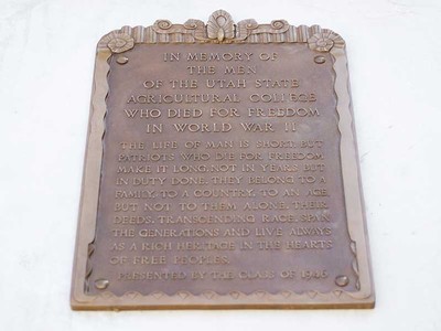 USU historic plaque dedicated to those who served during WWII.