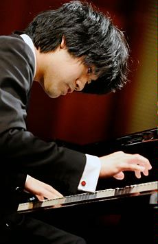 pianist Sean Chen is featured in USU's 2014 Wassermann Festival