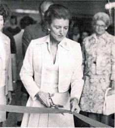 Betty Ford cut the ribbon opening Utah State's Women's Center