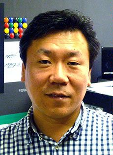 Young-Min Lee