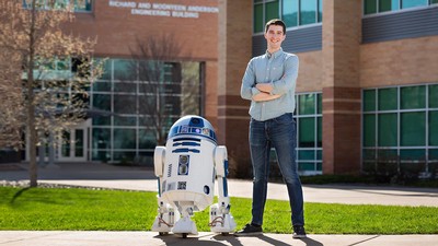 Mechanical engineering alumnus Glen Wright (BS ’20).