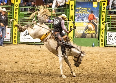 USU Eastern rodeo club member Scott Lauaki competes.
