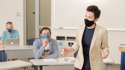 USU Professor teaches a class.