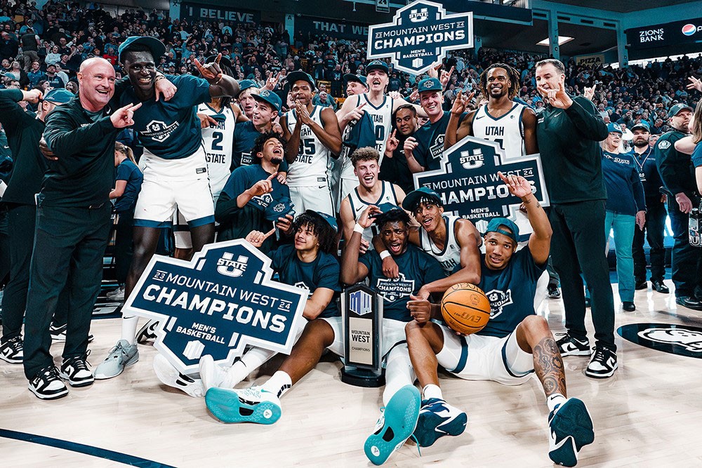 A basketball team.