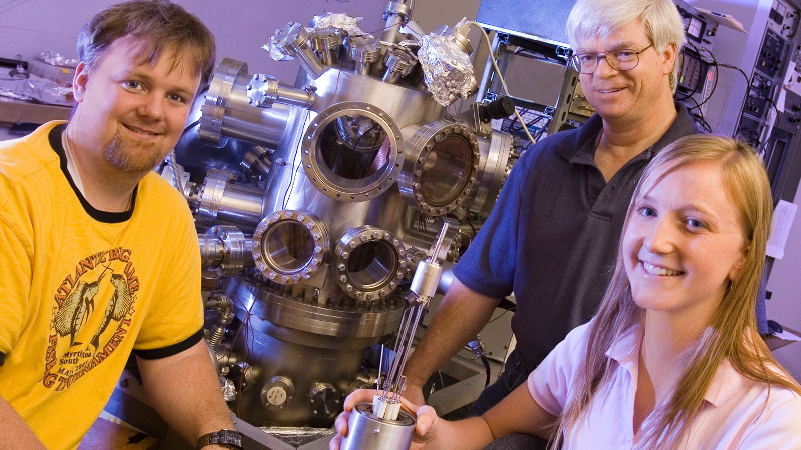 USU physicists in lab.