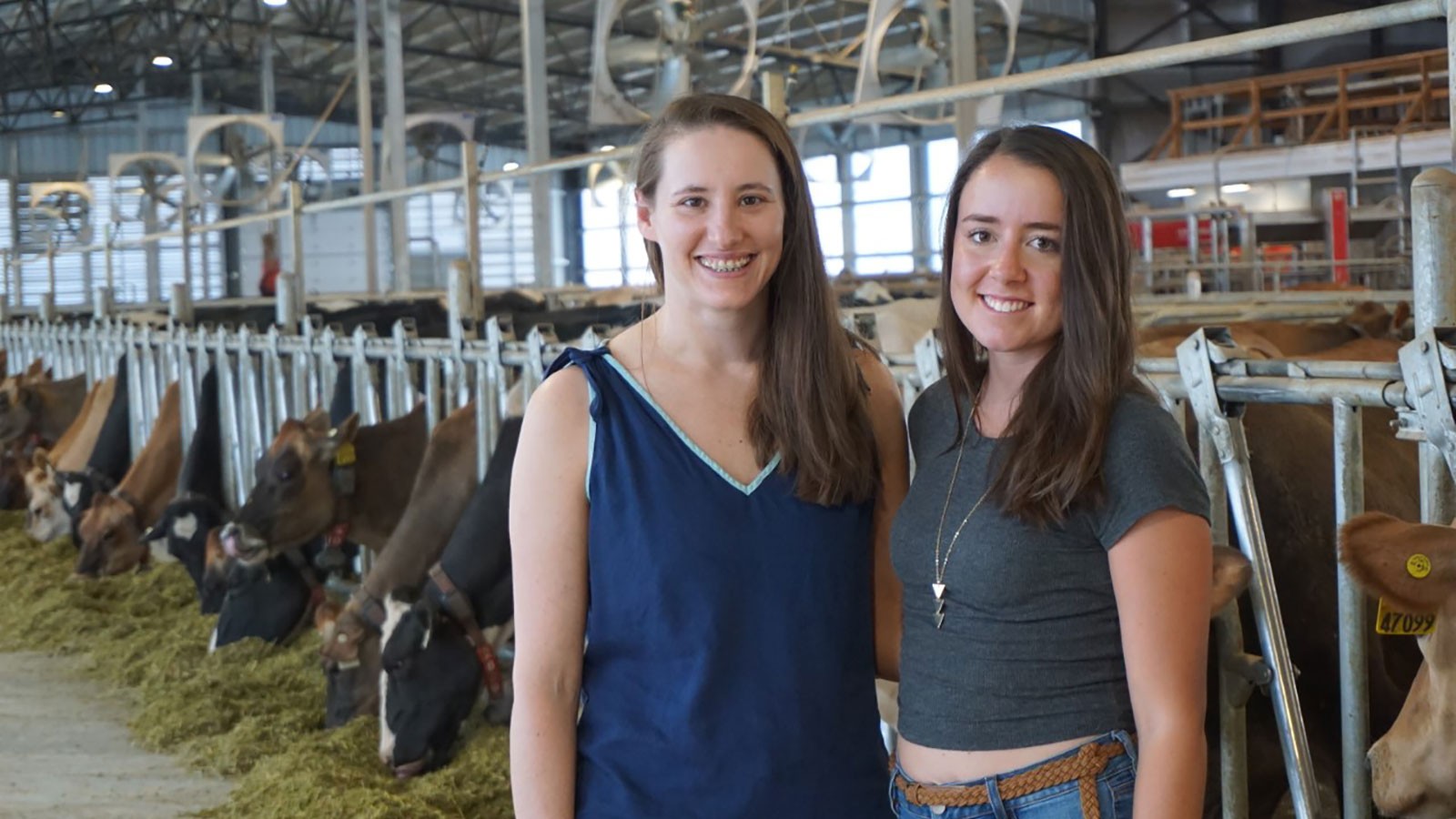 Graduate student Lexie Padilla (right) with Associate Professor Fernanda Batistel.