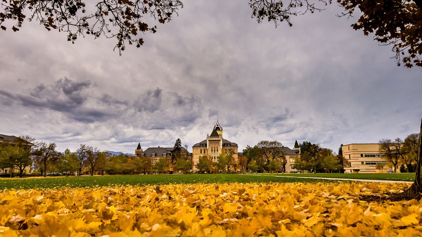 Old Main Fall 2021