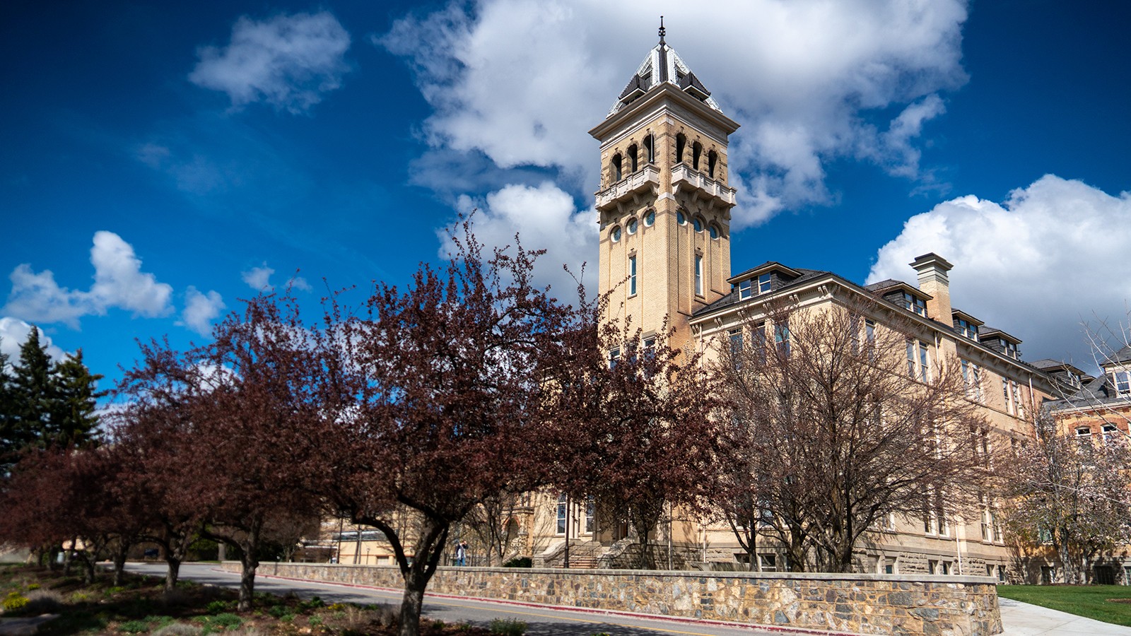 Record_Funding_2021_UST