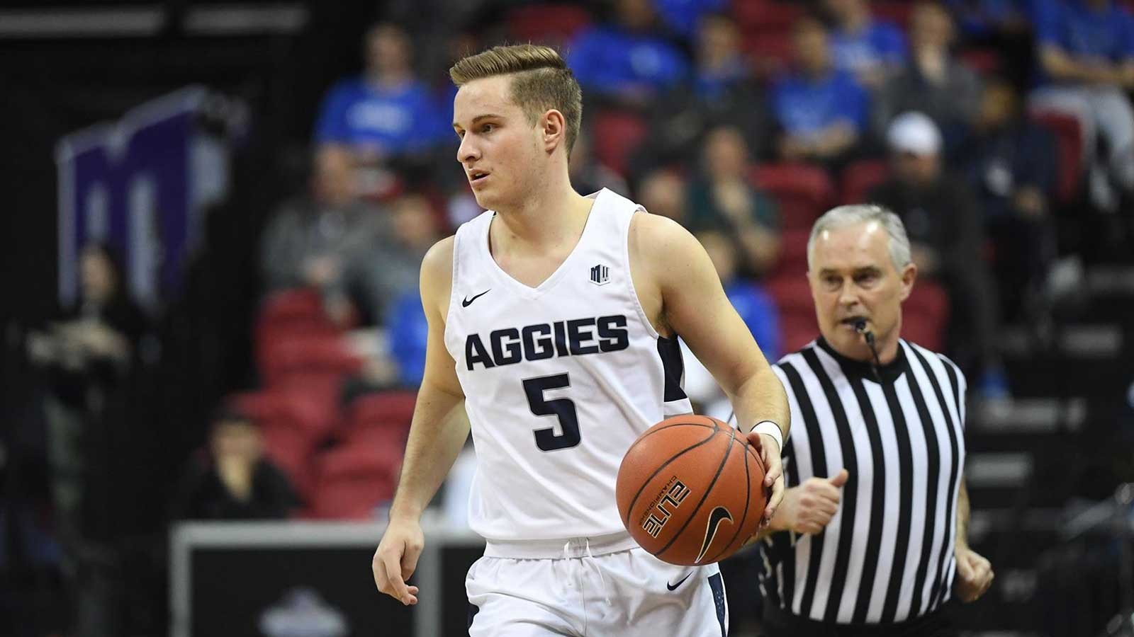 Sam Merrill on the court.