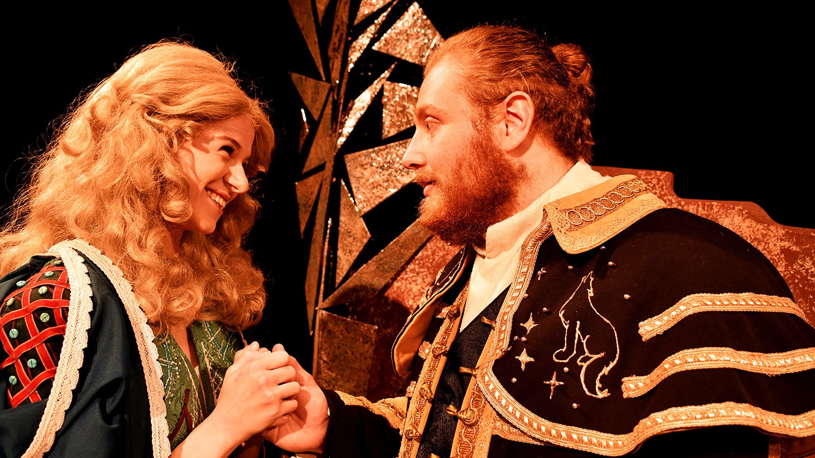 Rachel Banner as Calpurnia, Jack Carter Roberts as Caesar.