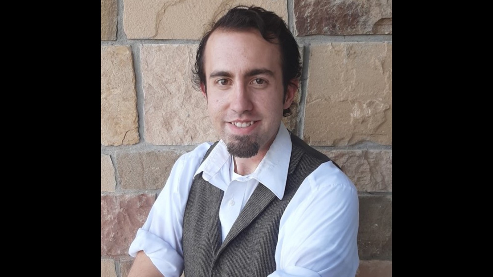 A headshot of a professor.