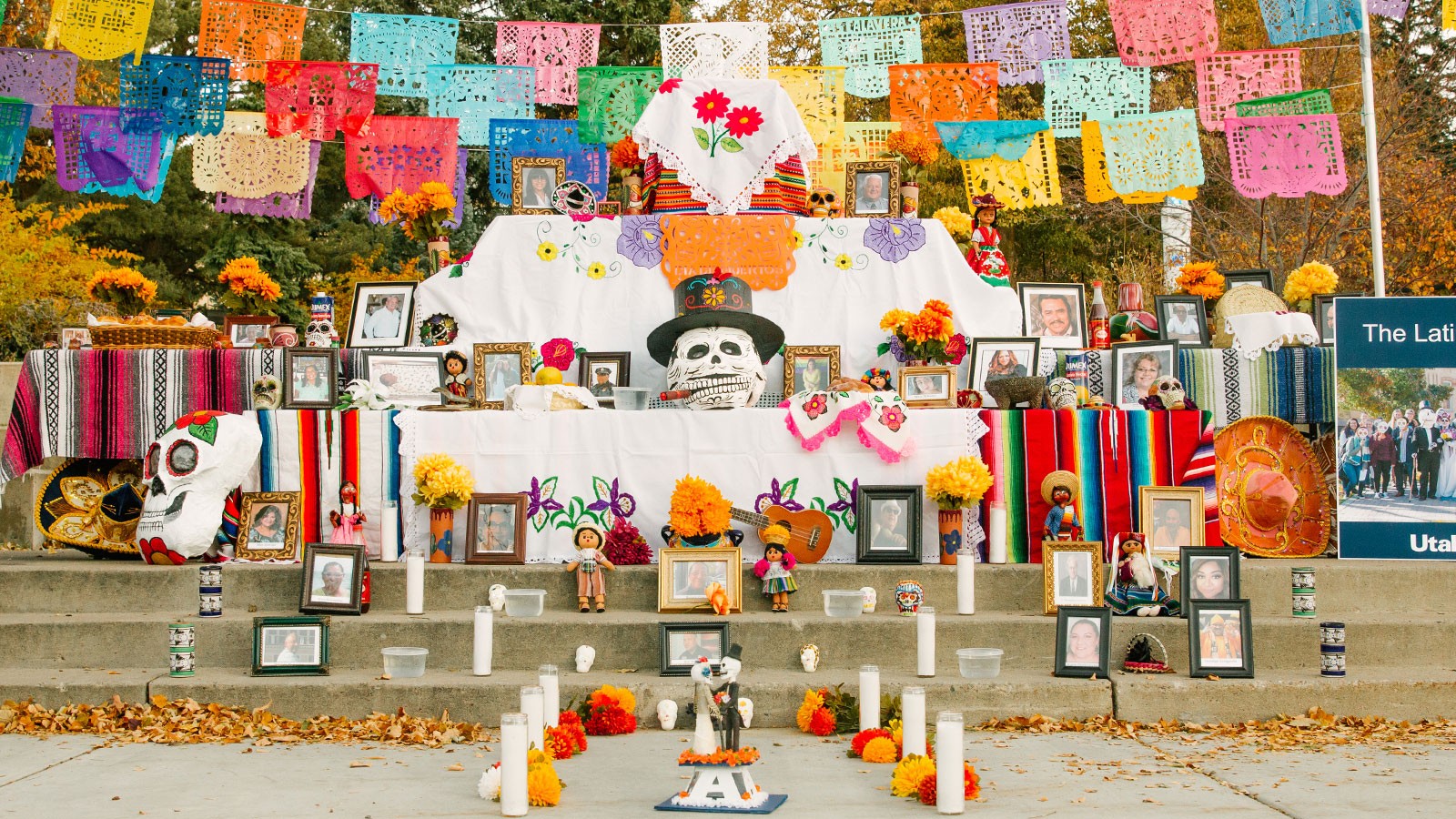 ofrenda on display near the Taggart Student Center.
